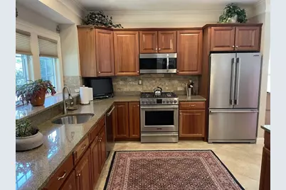 12 McNeil Circle #12, Hopkinton, MA 01748 - Photo 2