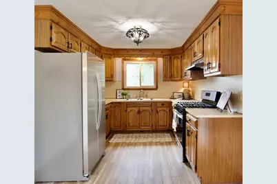 124 Mazarin, Springfield, MA 01151 - Photo 8
