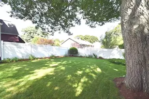 23 Acushnet Ave, Worcester, MA 01606 - Photo 36