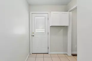 55 4th St, Lowell, MA 01850 - Photo 28
