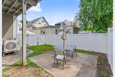 55 4th St #57, Lowell, MA 01850 - Photo 34