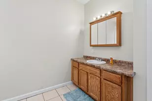 55 4th St, Lowell, MA 01850 - Photo 26