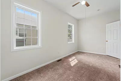 55 4th St #57, Lowell, MA 01850 - Photo 20