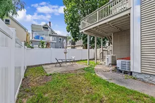 55 4th St, Lowell, MA 01850 - Photo 32