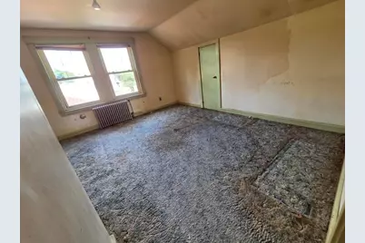 211 Lowell Street, Methuen, MA 01844 - Photo 14