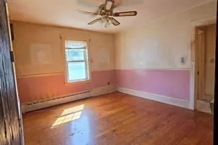 211 Lowell St, Methuen, MA 01844 - Photo 10