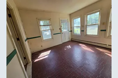 211 Lowell Street, Methuen, MA 01844 - Photo 6