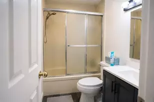 5 Washington St, Medford, MA 02155 - Photo 6