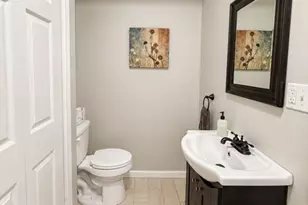 178 Rockland St, Dartmouth, MA 02748 - Photo 20
