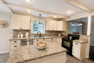 178 Rockland St, Dartmouth, MA 02748 - Photo 6