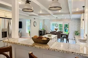 178 Rockland St, Dartmouth, MA 02748 - Photo 4