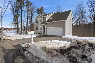 626 Sheridan St, Chicopee, MA 01020 - Photo 2