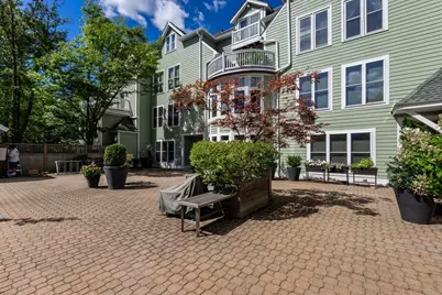 189 Richdale Ave #B3, Cambridge, MA 02140 - Photo 10