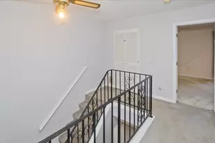 409 Nassau Dr, Springfield, MA 01129 - Photo 30