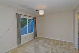 409 Nassau Dr, Springfield, MA 01129 - Photo 34