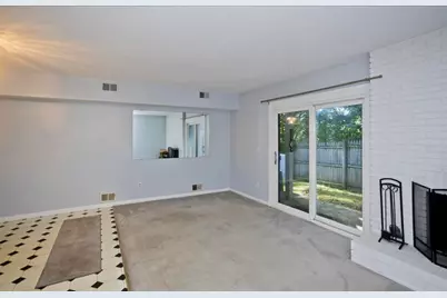 409 Nassau Dr #409, Springfield, MA 01129 - Photo 18