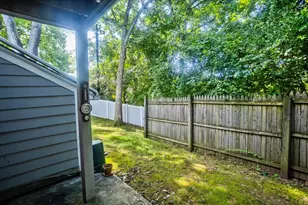 409 Nassau Dr, Springfield, MA 01129 - Photo 6