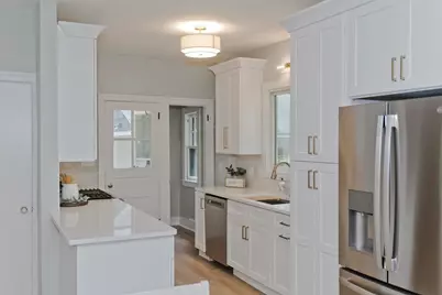45 Bellevue Ave, Longmeadow, MA 01106 - Photo 10