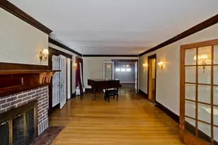 1750 Northampton St, Holyoke, MA 01040 - Photo 20