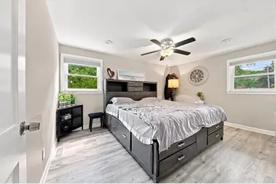 401 Turnpike St, Stoughton, MA 02072 - Photo 14