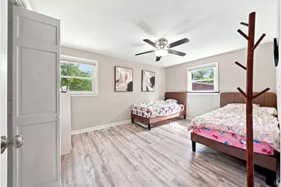 401 Turnpike St, Stoughton, MA 02072 - Photo 18