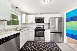 401 Turnpike St, Stoughton, MA 02072 - Photo 6