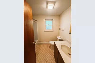 5-7 Hedgerow Ln #7, Amherst, MA 01002 - Photo 14