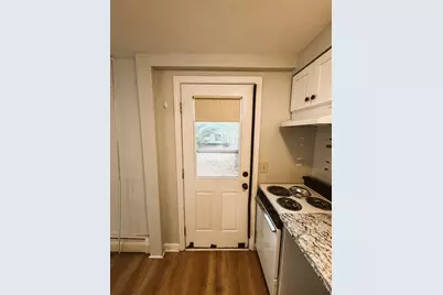 5 Hedgerow Ln #7, Amherst, MA 01002 - Photo 8