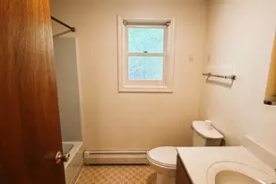 5 Hedgerow Ln, Amherst, MA 01002 - Photo 14