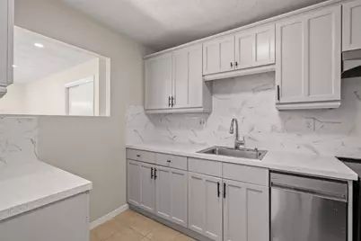 68 Summer Ave #1, Stoughton, MA 02072 - Photo 6