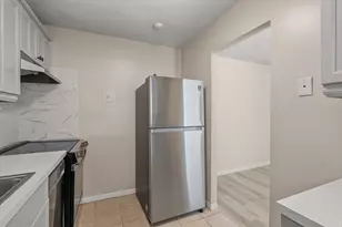 68 Summer Ave, Stoughton, MA 02072 - Photo 6