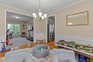 22 W Ledge Rd, Clinton, MA 01510 - Photo 8