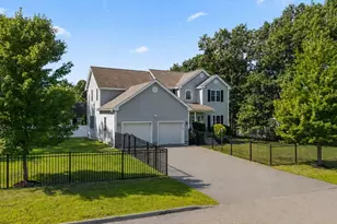 22 W Ledge Rd, Clinton, MA 01510 - Photo 2