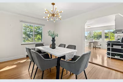 19 Brunswick Rd, Arlington, MA 02476 - Photo 10
