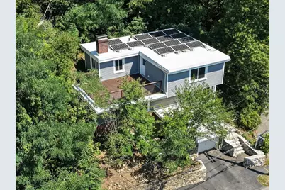 19 Brunswick Rd, Arlington, MA 02476 - Photo 2