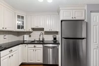 8 9th #411, Medford, MA 02155 - Photo 2