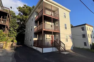 77 Oak St, Gardner, MA 01440 - Photo 2