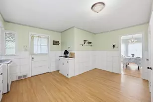 63 Goodwin St, Springfield, MA 01151 - Photo 6