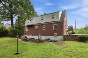 63 Goodwin St, Springfield, MA 01151 - Photo 38