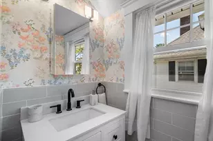 12 Gilbert St, Waltham, MA 02453 - Photo 24