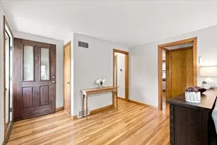 54 Mountain Ave, Norwood, MA 02062 - Photo 8