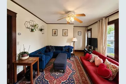 250-252 Robbins St #B, Waltham, MA 02453 - Photo 4