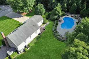 3 Copper Beech Dr, Kingston, MA 02364 - Photo 2