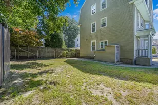692 Walnut St, Fall River, MA 02720 - Photo 6
