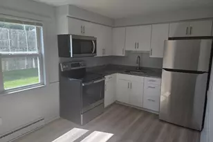 4 Town House Ct, Spencer, MA 01542 - Photo 4