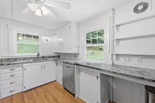 24 Hildreth St, Westford, MA 01886 - Photo 6