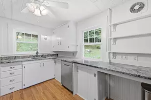 24 Hildreth St, Westford, MA 01886 - Photo 8