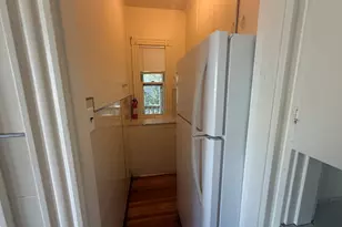 37 Dolphin Ave, Winthrop, MA 02152 - Photo 4