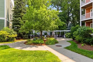 250 Main St, Hudson, MA 01749 - Photo 34