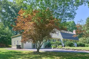 69 Walnut St, Upton, MA 01568 - Photo 4